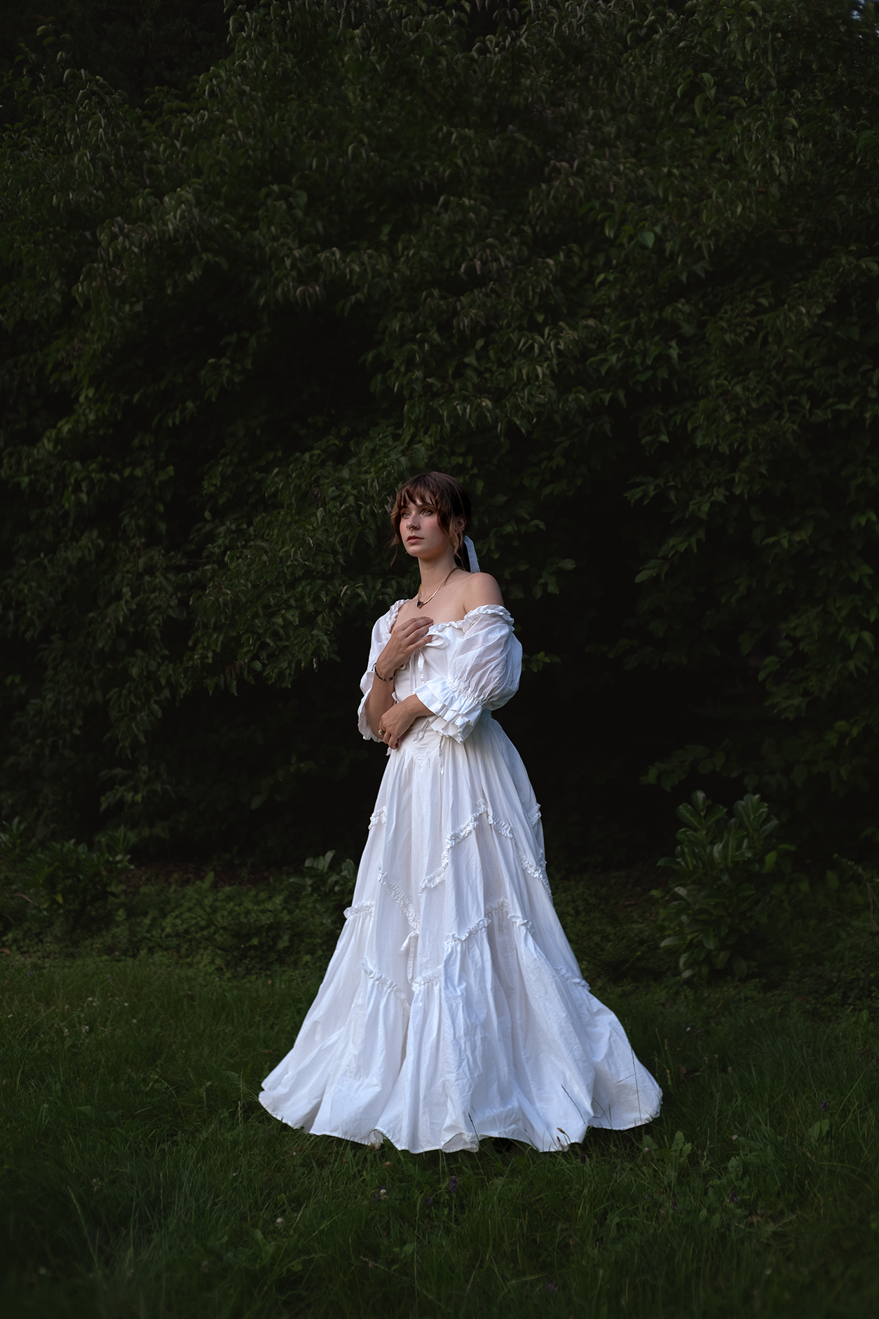 fashion editorial vintage wedding dress of laura ashley france boullion nature srdv photography